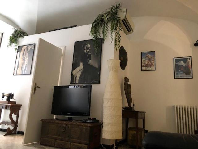 דירות רומא Elly'S Loft מראה חיצוני תמונה